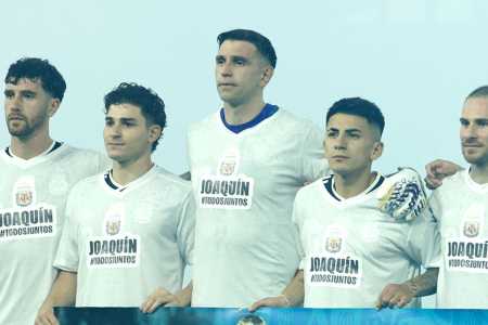 'Dibu' Martínez é um dos líderes da Seleção Argentina