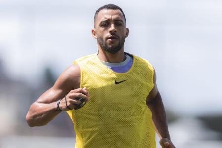 Vitor Hugo, zagueiro do Atlético