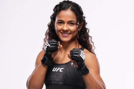 Natália Silva, lutadora mineira do UFC