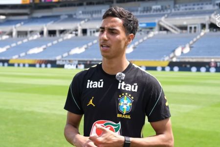 Vitor Reis, zagueiro do Girona, emprestado pelo Manchester City