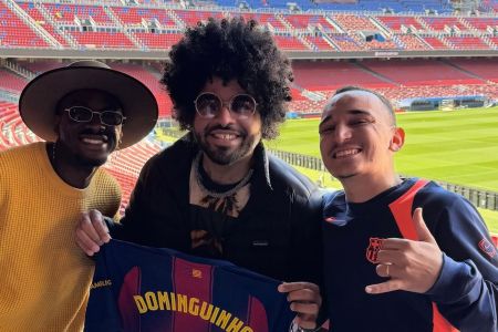 Jotapê, Mestinho e João Gomes, no Camp Nou, em Barcelona