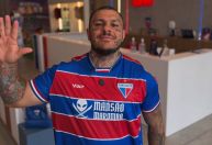 Marca de influenciador milionário patrocinará tradicional clube do Nordeste