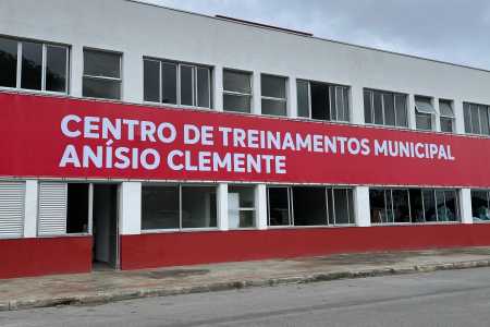 Centro de Treinamento Municipal Anísio Clemente, em Nova Lima