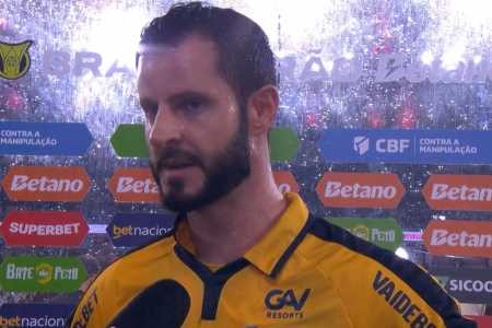 Goleiro Marcelo Rangel, do Remo, em entrevista pós derrota para o Flamengo