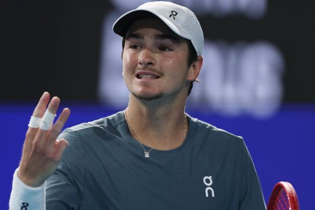 João Fonseca perde para jovem espanhol e é eliminado do Masters 1000 de Madri