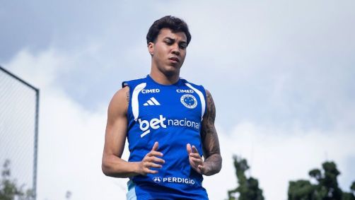 Kaio Jorge, atacante do Cruzeiro, durante treino na Toca da Raposa II