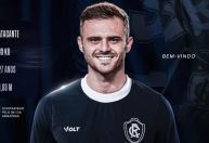 Remo anuncia contratação de atacante com passagem pela Europa