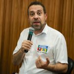 Boulos diz que 'aliança entre bolsonarismo e chantagem política venceu'