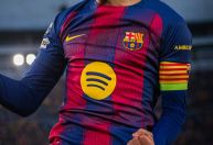 Site vaza novas camisas do Barcelona para a próxima temporada; veja fotos