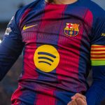 Site vaza novas camisas do Barcelona para a próxima temporada; veja fotos