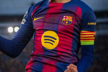 Camisa do Barcelona na temporada 2025/26