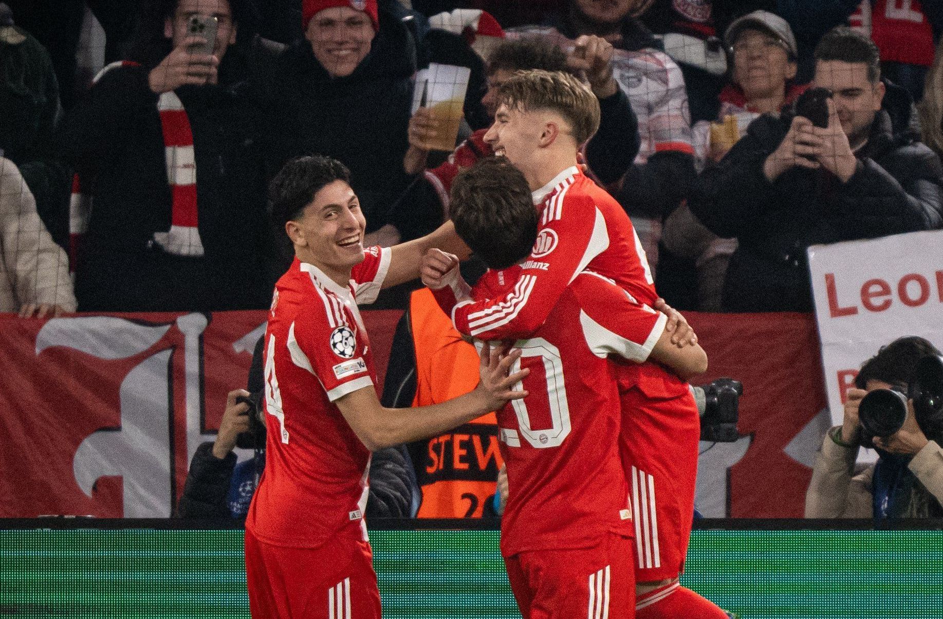 Bayern volta a bater Atalanta, faz 10 a 2 no agregado e avança na Champions