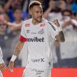 Neymar desabafa após gol em Santos x Inter: 'É na Kings League e é aqui'