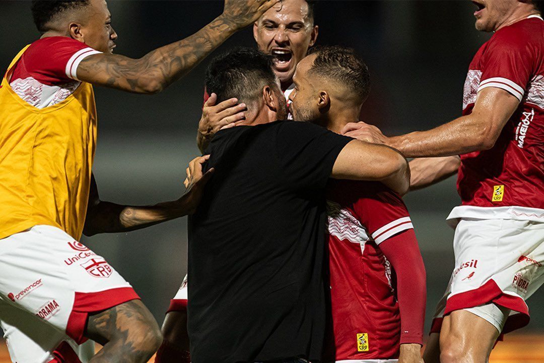CRB bate Figueirense e se classifica à quinta fase da Copa do Brasil