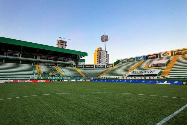 Chapecoense x Vitória: veja as escalações para o jogo pela Série A do Brasileiro