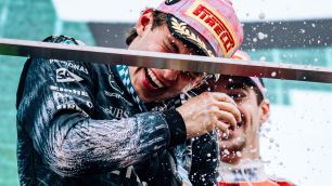 Toto Wolff comenta comparação com Senna e pede cautela com Antonelli