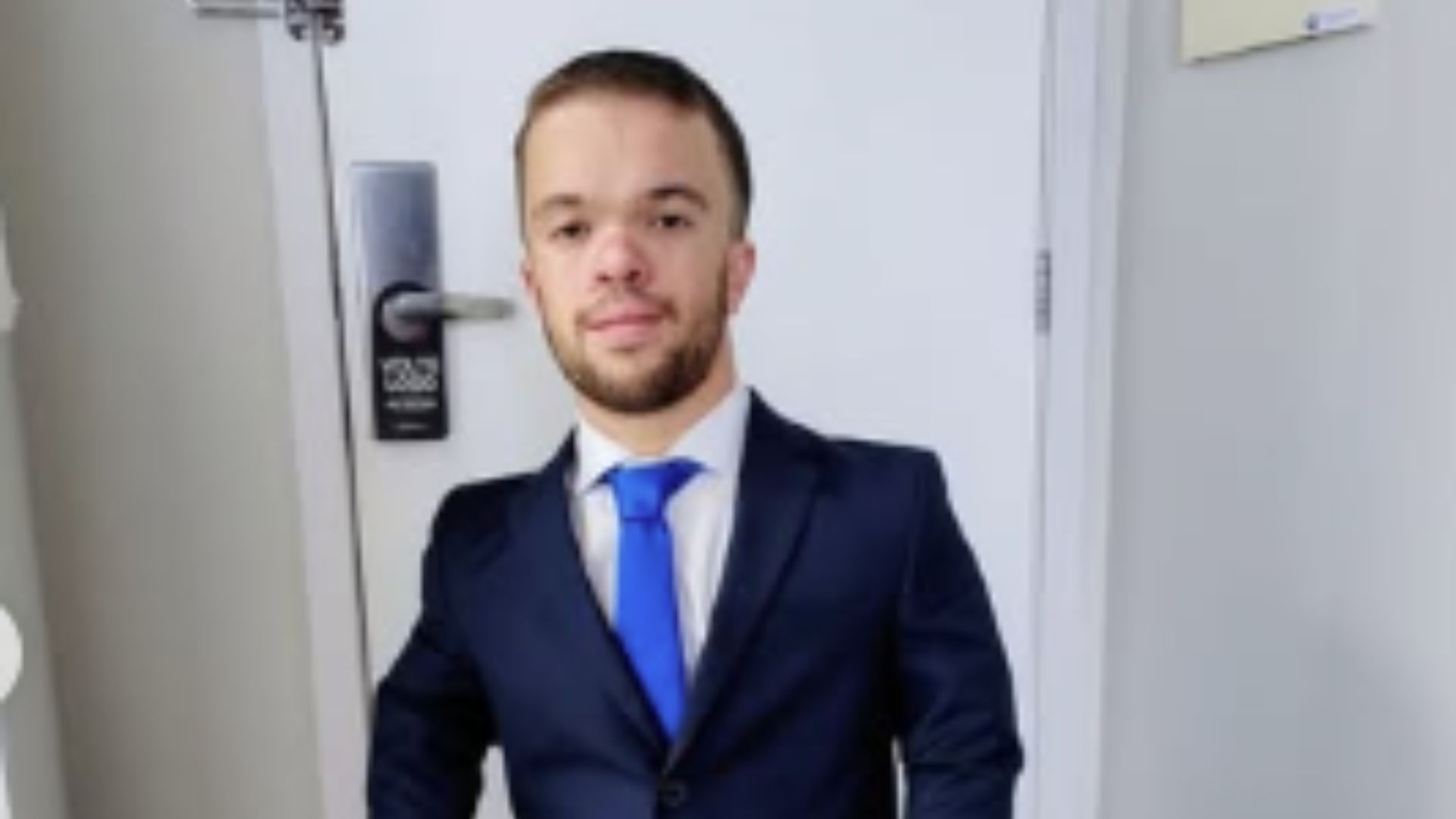 Homem com nanismo poderá refazer teste do concurso da PCMG, decide STF