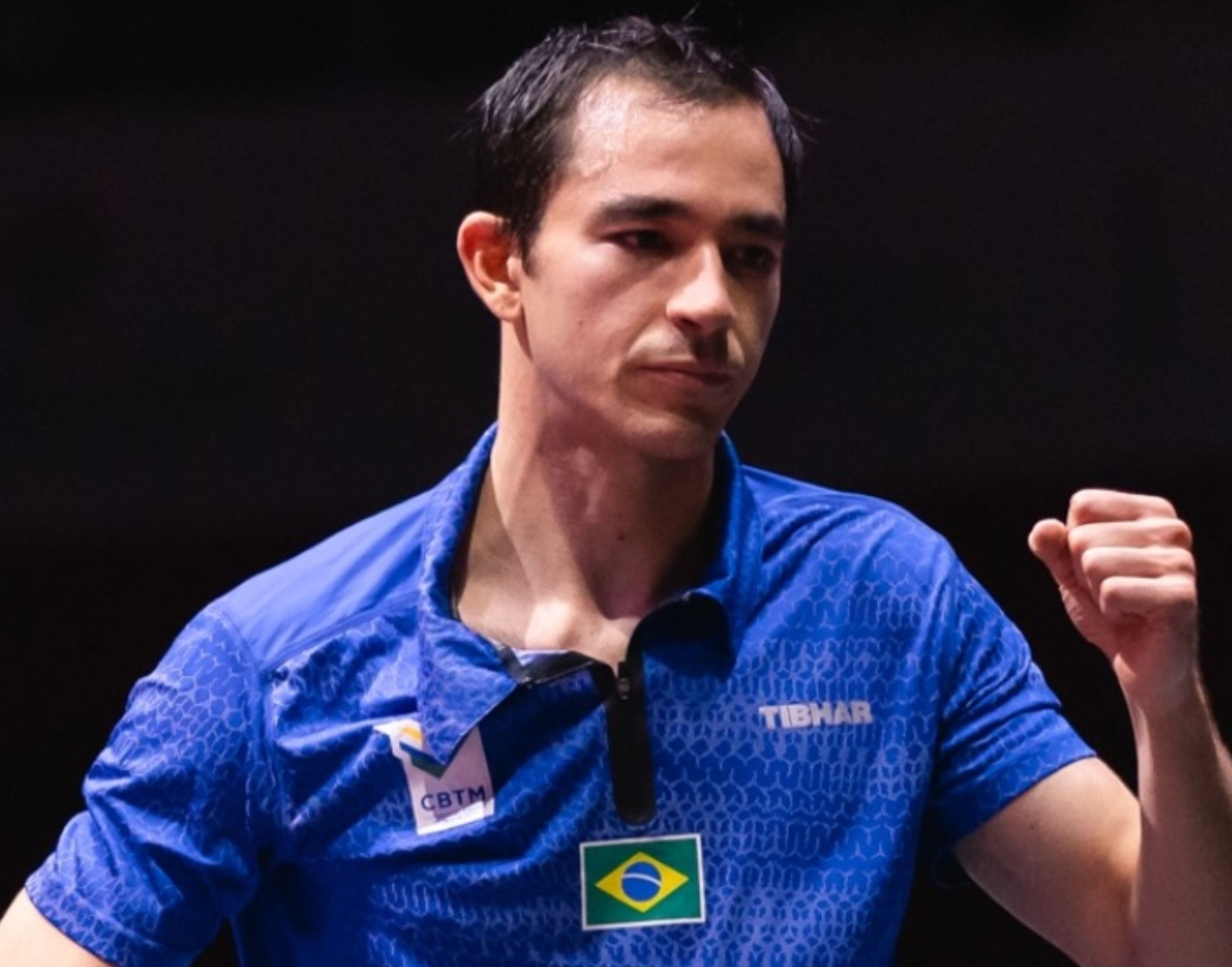 Atual campeão, Hugo Calderano estreia com vitória na Copa do Mundo de Tênis de Mesa