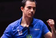 Atual campeão, Hugo Calderano estreia com vitória na Copa do Mundo de Tênis de Mesa