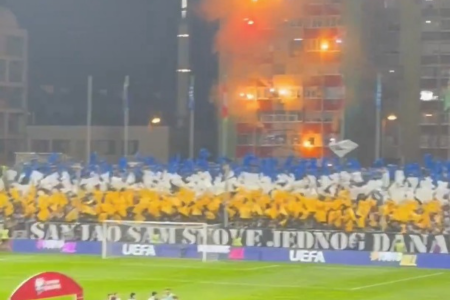 Torcedores da Bósnia fizeram recepção incrível antes de jogo contra a Itália