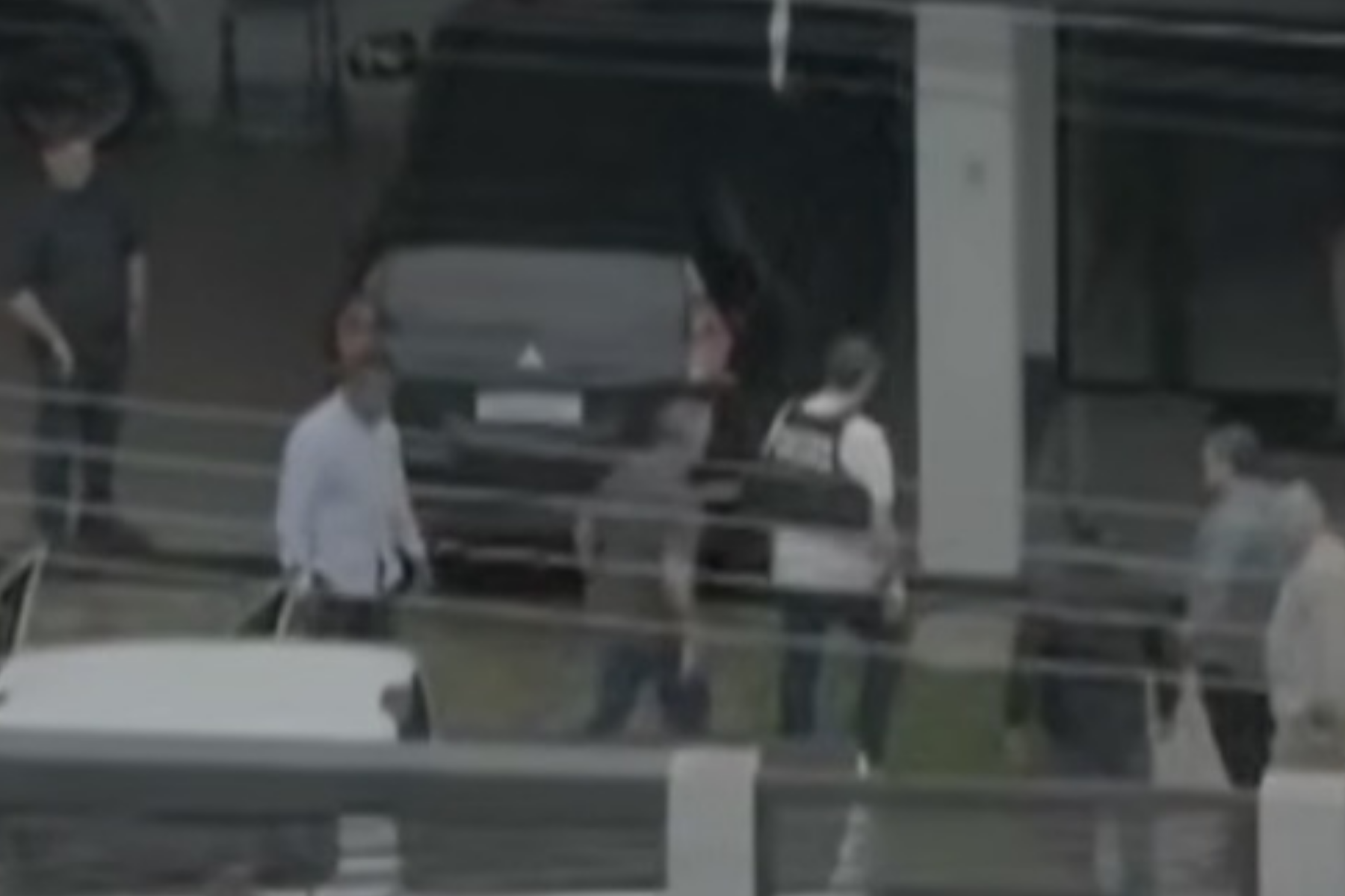 Defesa de Bolsonaro pede que Moraes libere visitas irrestritas dos filhos