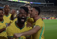 'Cria' do Cruzeiro, Igor Thiago decide e marca primeiro gol pela Seleção Brasileira