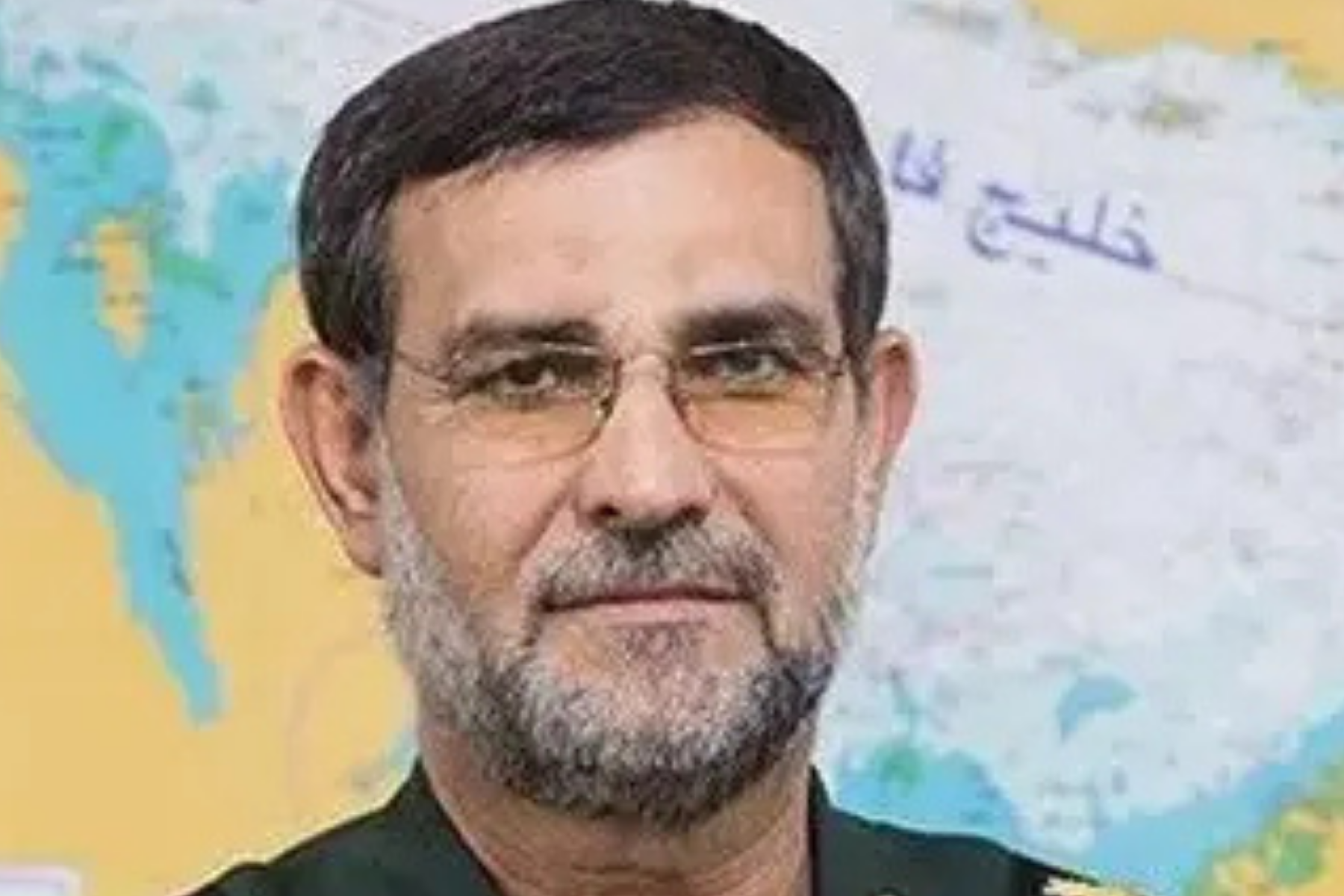 Irã confirma morte de comandante responsável por fechar Estreito de Ormuz