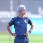 As opções de Luís Castro no Grêmio para encarar o Palmeiras pelo Brasileirão