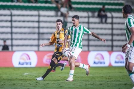 Juventude e Novorizontino duelaram no Alfredo Jaconi, em Caxias do Sul