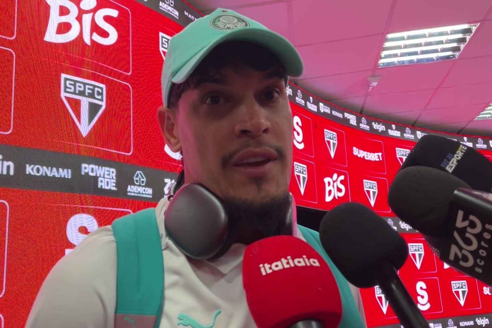 Gustavo Gómez comenta atuação do Palmeiras em clássico e rebate Calleri