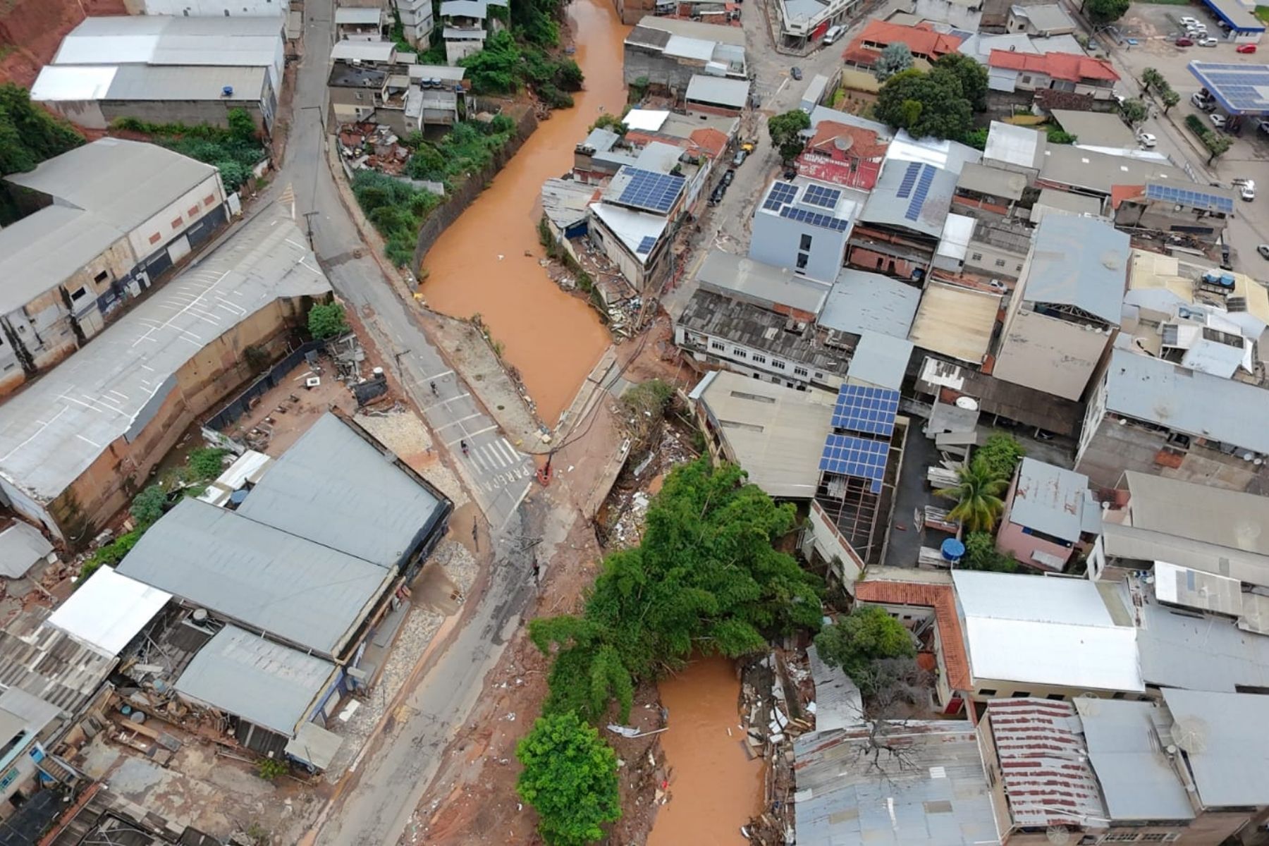 Governo de MG anuncia pacote de investimentos para a Zona da Mata