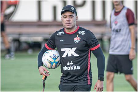 Jair Ventura, técnico do Vitória • Victor Ferreira/EC Vitória