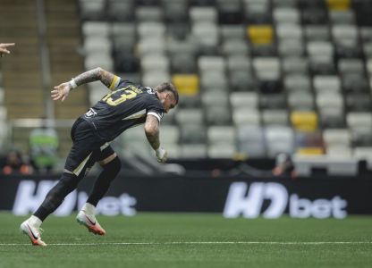 Lyanco em ação em Atlético 1 x 0 São Paulo, pelo Brasileirão 2026