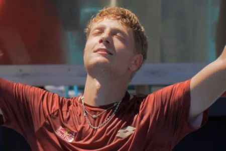 Landaluce celebra vitória no Miami Open