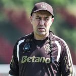 Presidente do Flamengo aponta fator crucial em escolha por Leonardo Jardim
