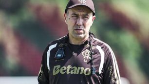 Presidente do Flamengo aponta fator crucial em escolha por Leonardo Jardim