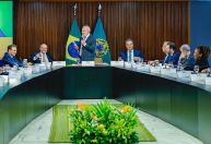 Lula exonera mais três ministros que devem disputar as eleições