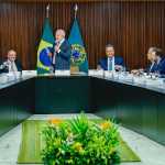 Lula exonera mais três ministros que devem disputar as eleições