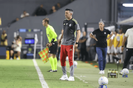 Paulo Pezzolano, técnico do Inter