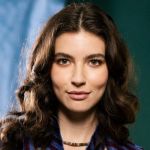 Após acusação de crimes, Alanis Guillen anuncia término com Giovanna Reis