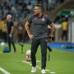 Jair Ventura admite postura inaceitável do Vitória contra o Grêmio