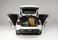 Volvo transforma EX30 em furgão de entregas com desempenho de esportivo