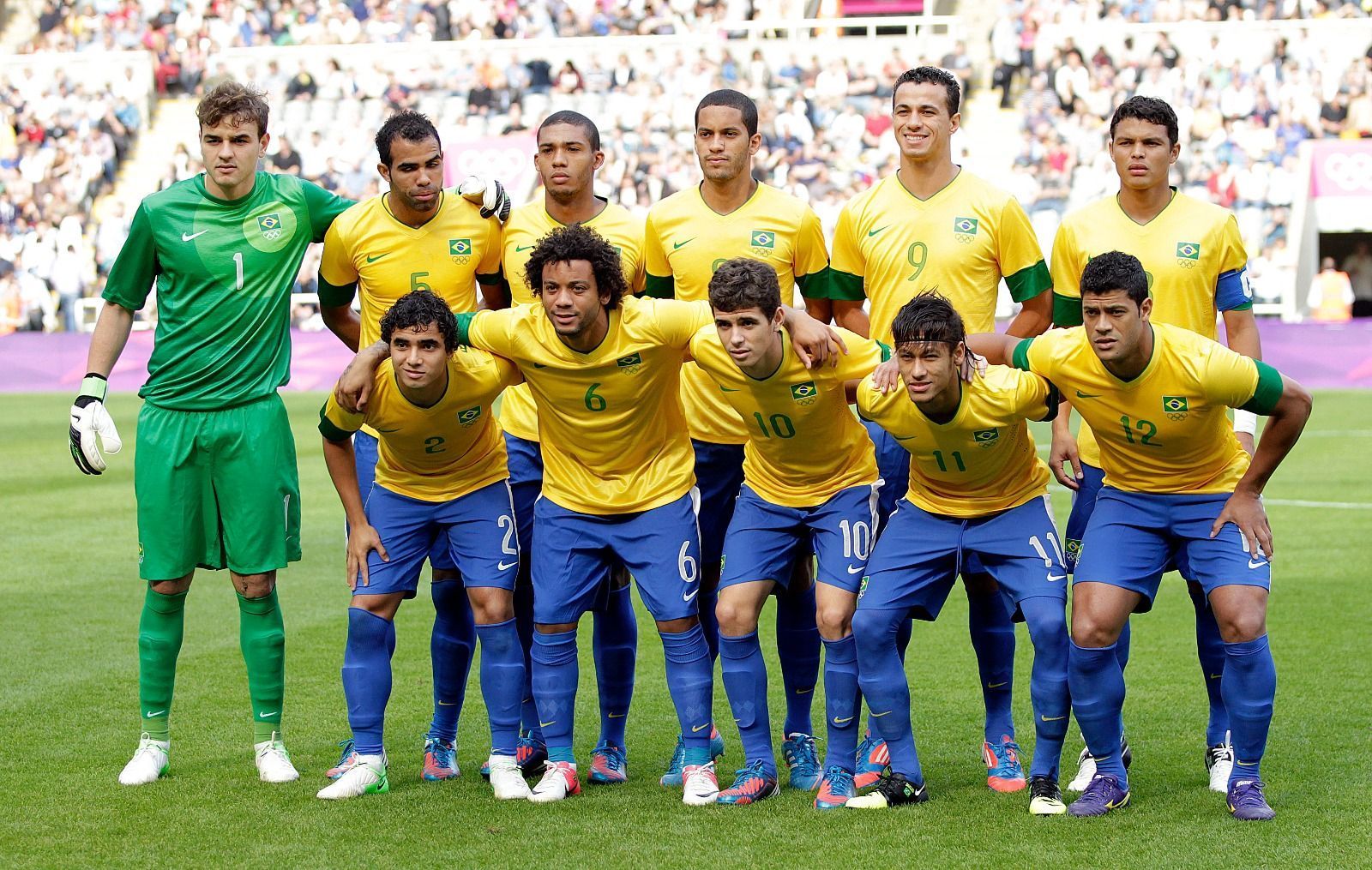 Ex-Tottenham e Seleção ‘pausa’ aposentadoria para jogar com time amador