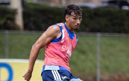 Japa durante treino do Cruzeiro • Gustavo Aleixo/Cruzeiro