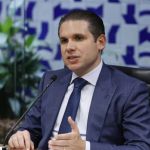 Motta trava governo e segura avanço sobre IOF