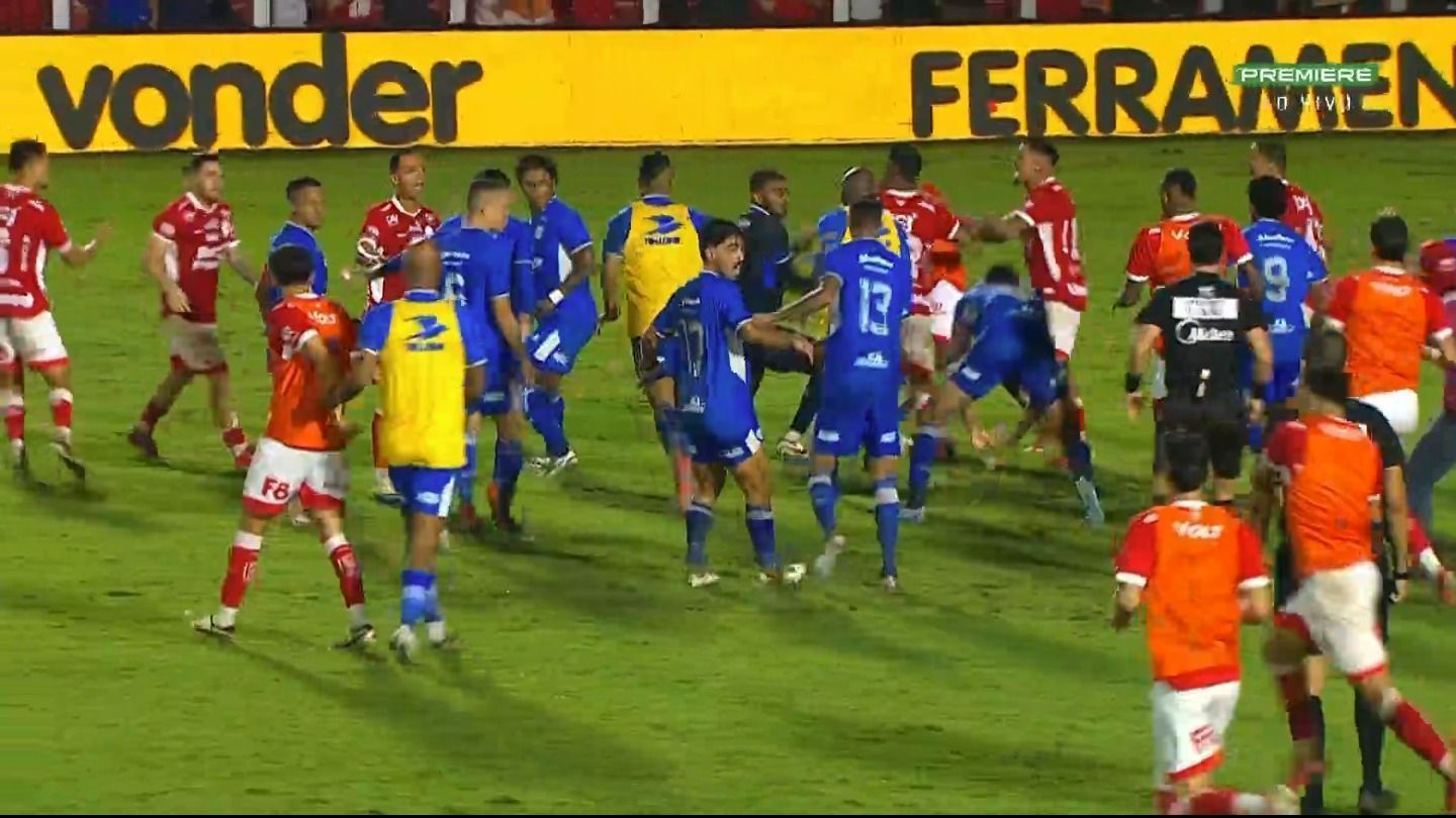 Confiança bate Vila Nova nos pênaltis em jogo marcado por pancadaria no fim