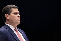 Alcolumbre sai do Congresso em silêncio após derrubada do veto da Dosimetria