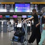Guerra no Oriente Médio provoca cancelamentos e eleva custos de viagens