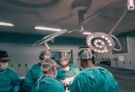 HU Brasil abre 112 vagas urgentes para médicos em hospitais universitários