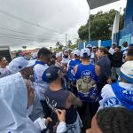 Organizada do Cruzeiro vai à Toca II e tem conversa com Pedrinho